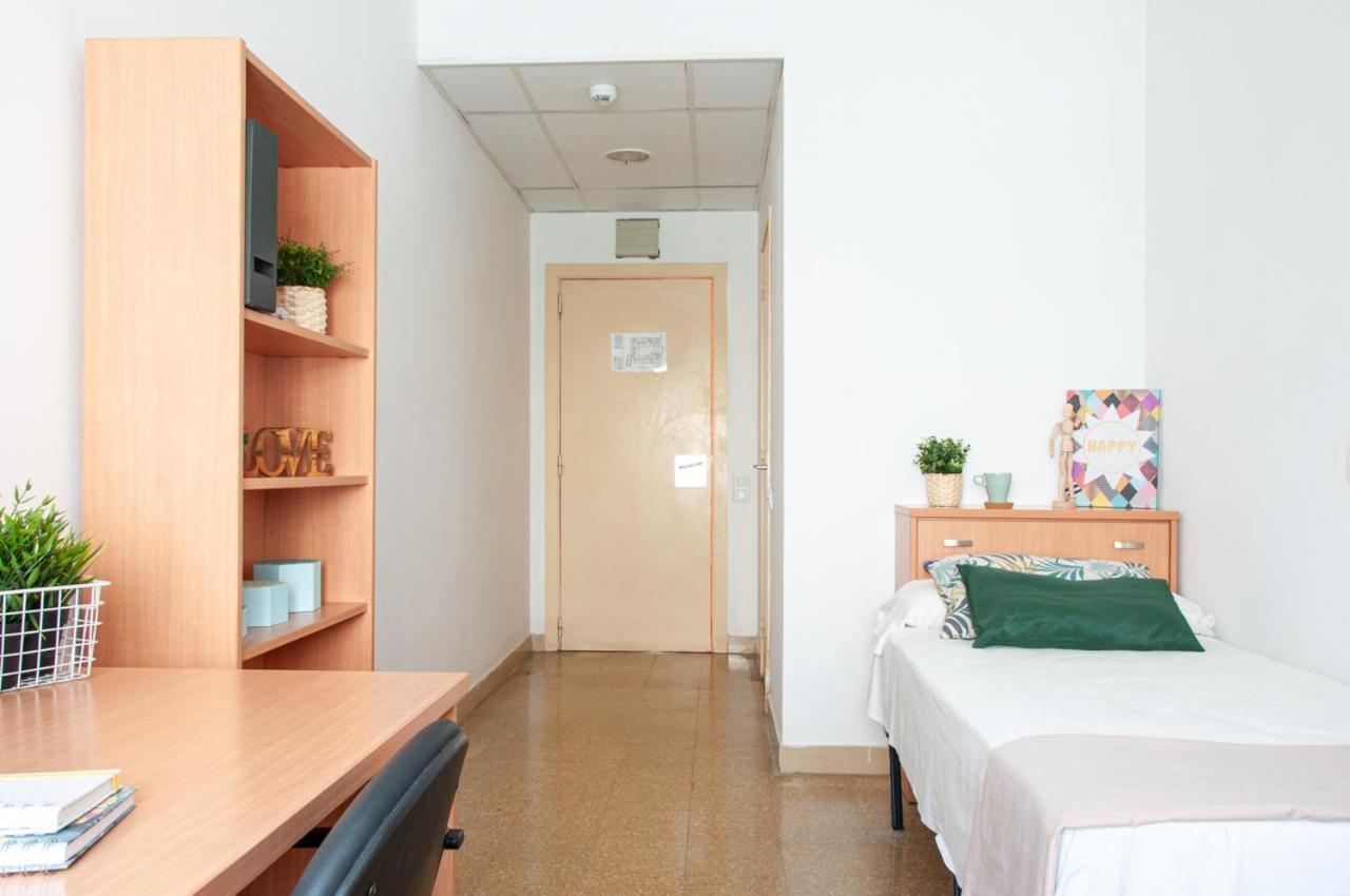 Residencia Universitaria Resa Sant Jordi Tarragona Eksteriør billede